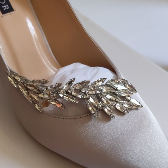 Silver with CZ's work across front - Picture 3 of 7